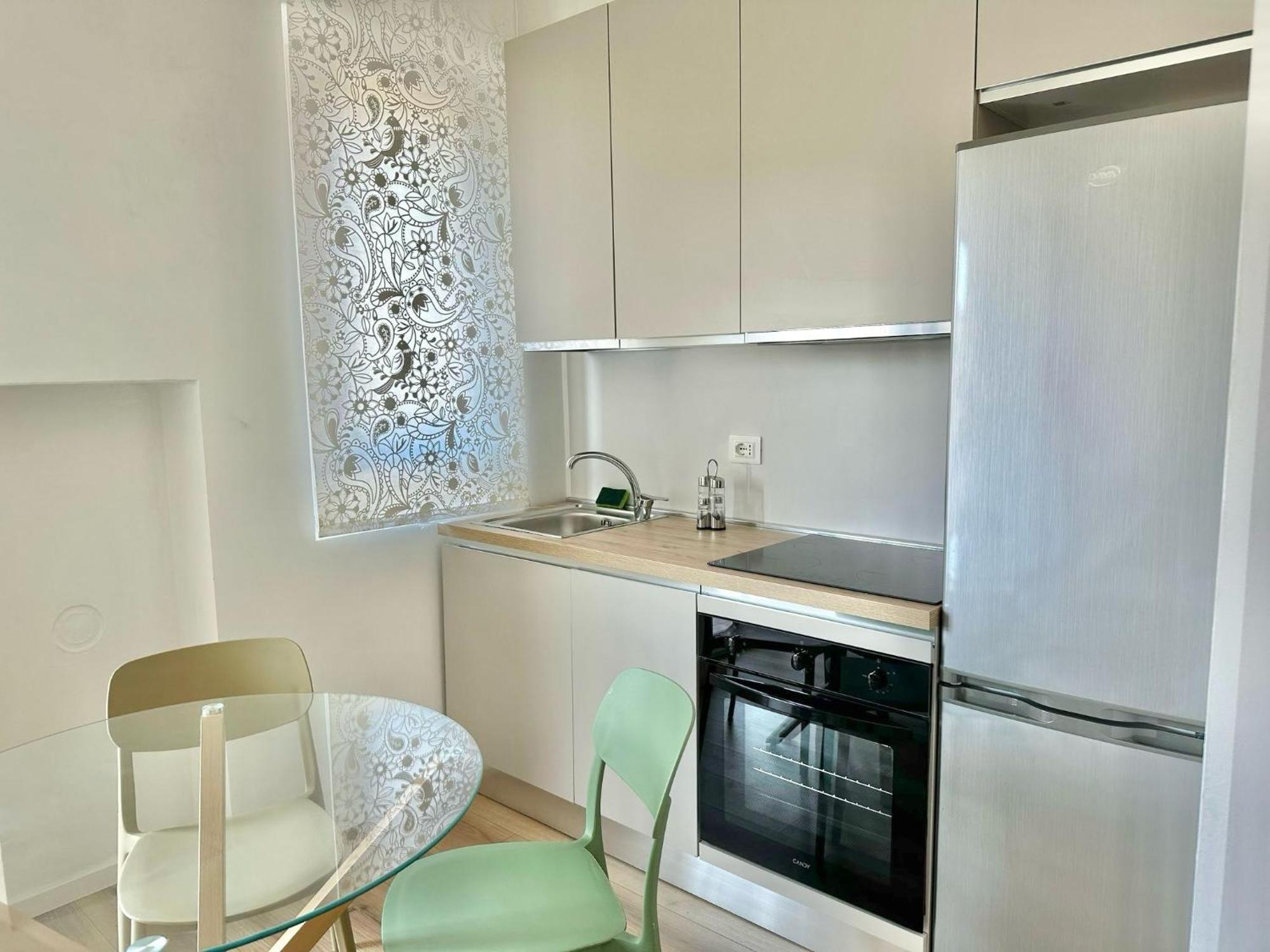 Metro S&m Home, Moderno E Confortevole Con Metro M3 Sotto Casa Appartement *